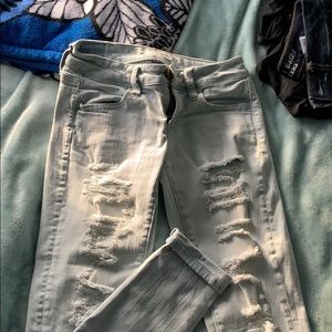 American Eagle Light Wash Denim Jeans